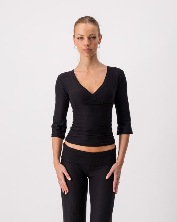 Isla 3/4 Sleeve Top - Black